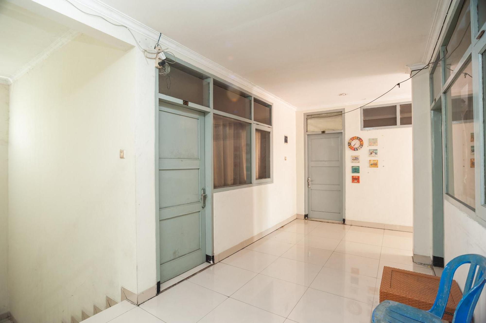 Reddoorz Plus Near Rs Pmi Bogor Exteriör bild
