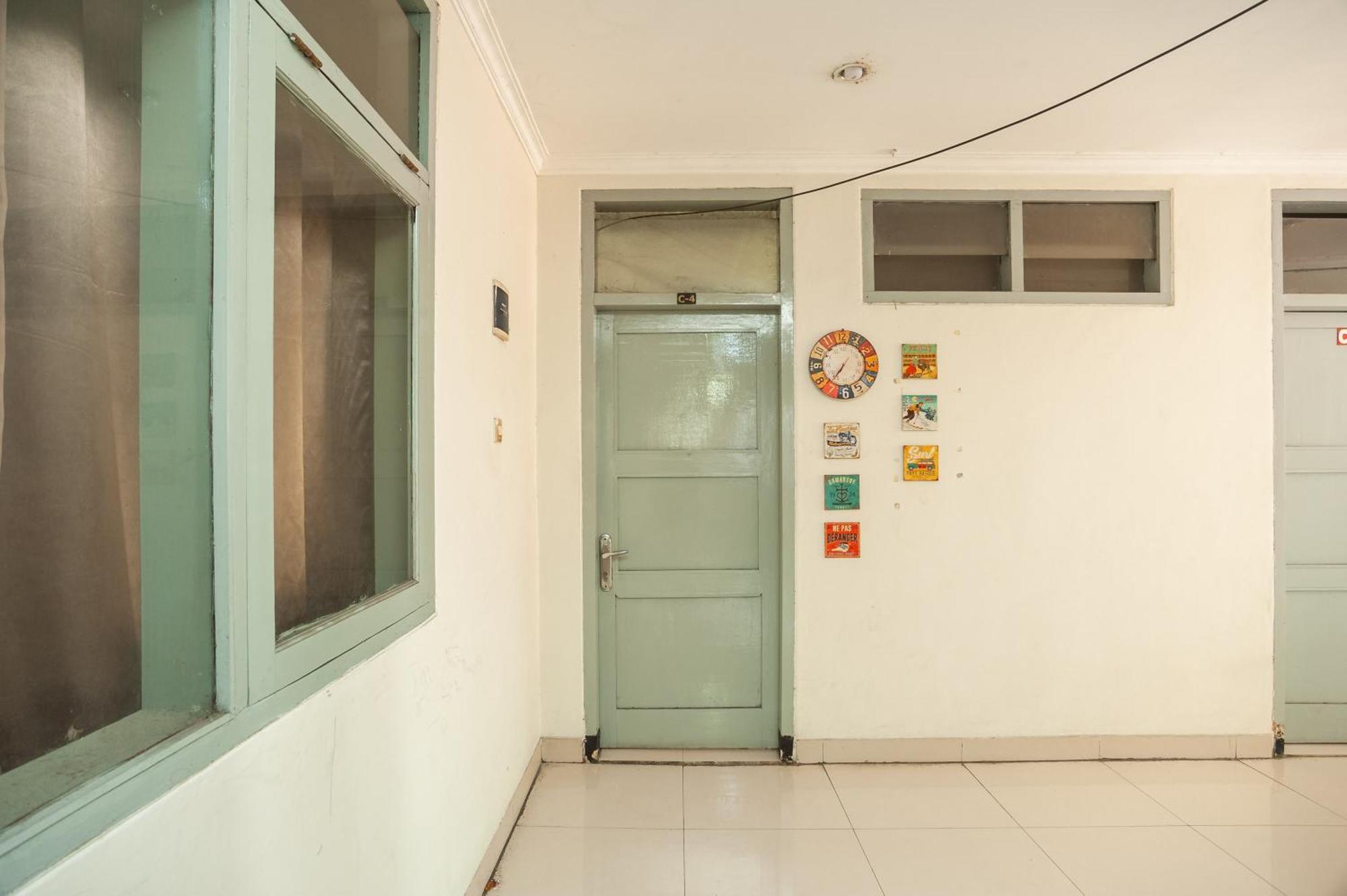 Reddoorz Plus Near Rs Pmi Bogor Exteriör bild